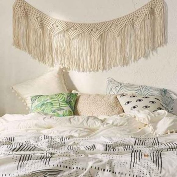 Urban Outfitters Cream Macrame Wall Hanging - Picture 1 of 4